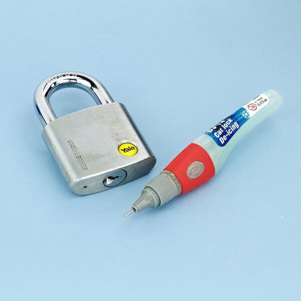 Car Lock De-Icing Pen