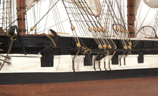 HMS Beagle 1:60 Scale